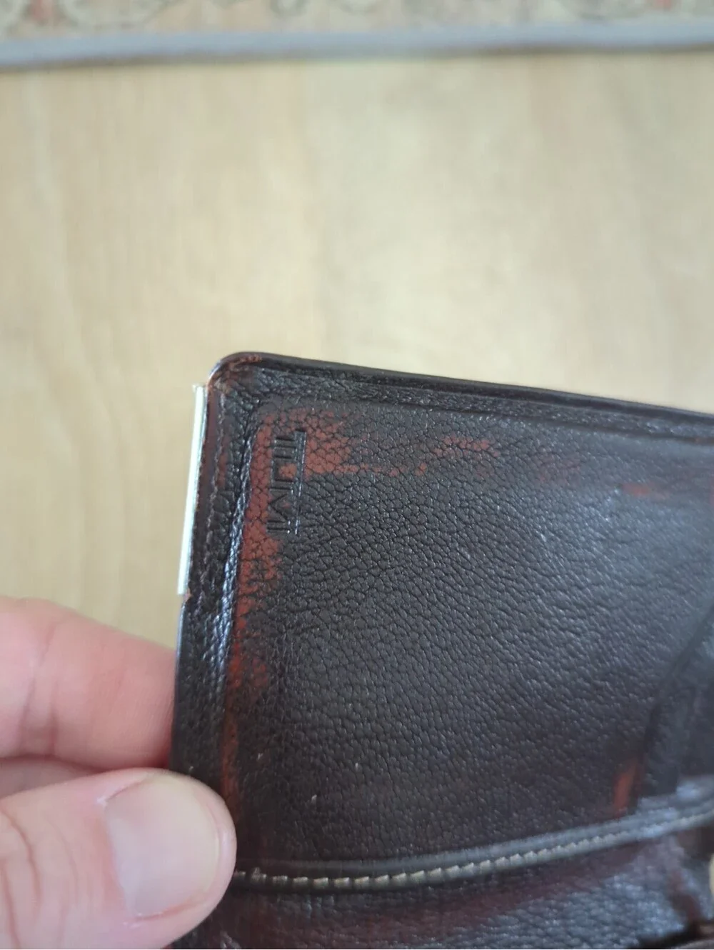 TUMI Slim Bifold Wallet Card Case Brown Textured Leather ID Window Men's